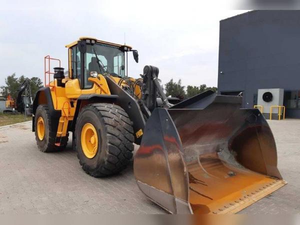 Фронтальный погрузчик Volvo 150 2019 г, 4500 м/ч из Европы — фото 3